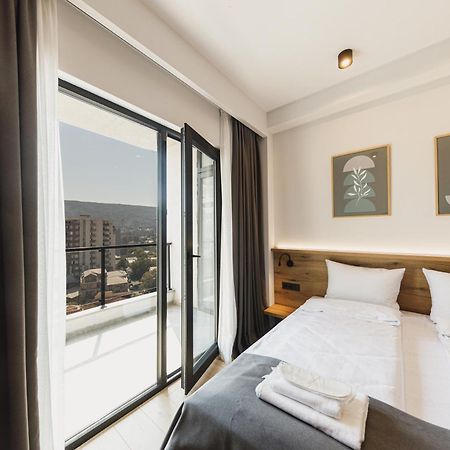 The Moon Hotel Tbilisi ภายนอก รูปภาพ