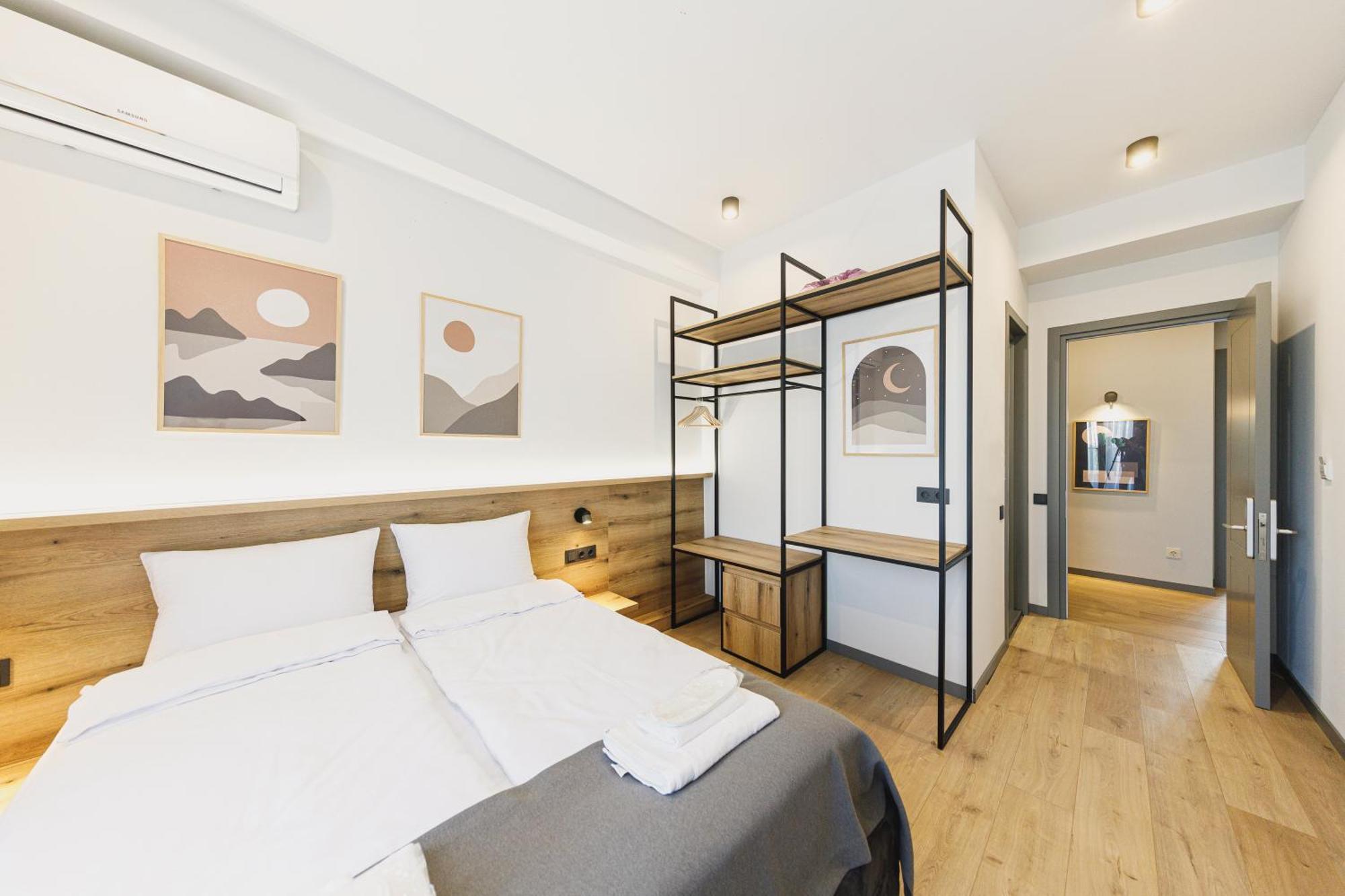 The Moon Hotel Tbilisi ภายนอก รูปภาพ